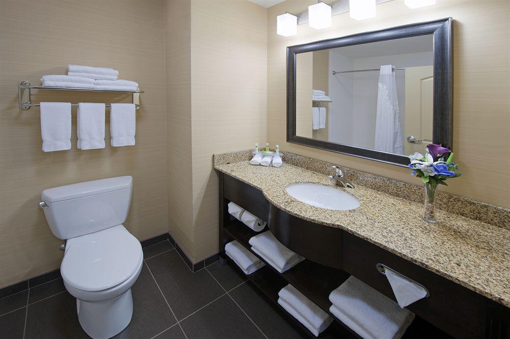 Express & By Ihg Hotel Clearfield